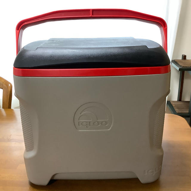 igloo イグルー　クーラーボックス30QT 28L