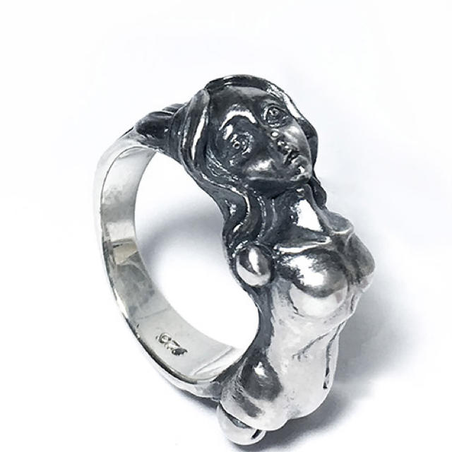 マダラニンゲン　球体関節人形リング レディースのアクセサリー(リング(指輪))の商品写真