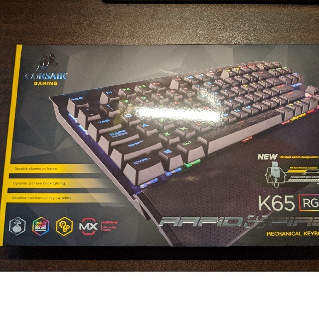 Corsair K65 RAPIDFIRE CherryMX Speed RGBスマホ/家電/カメラ