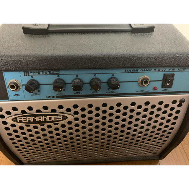 Fernandes(フェルナンデス)の【中古】FS-10B フェルナンデス アンプ　ギター　ベース 楽器のギター(ギターアンプ)の商品写真