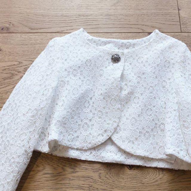 anyFAM(エニィファム)の新品　anyFAM　ジャケット　白レース　110-120　フォーマル キッズ/ベビー/マタニティのキッズ服女の子用(90cm~)(ジャケット/上着)の商品写真