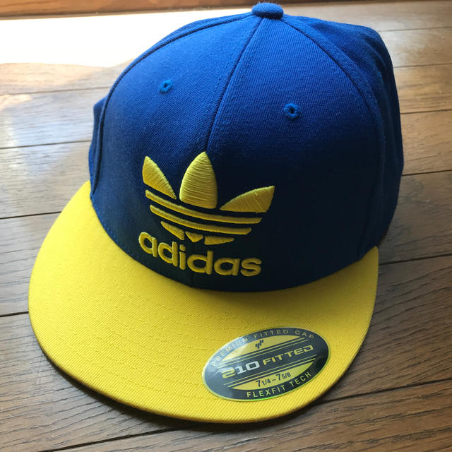 adidas(アディダス)のadidas cap メンズの帽子(キャップ)の商品写真