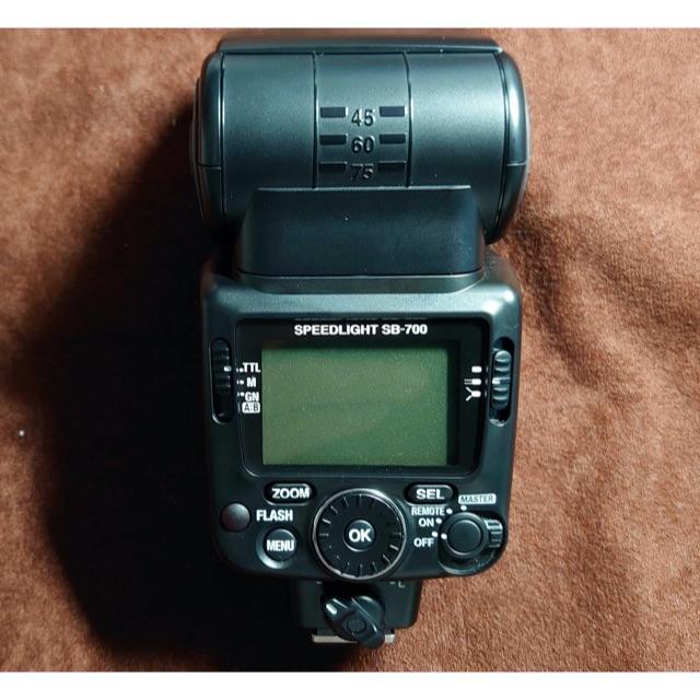 Nikon(ニコン)のNikon スピードライトSB-700 中古・美品 スマホ/家電/カメラのカメラ(ストロボ/照明)の商品写真
