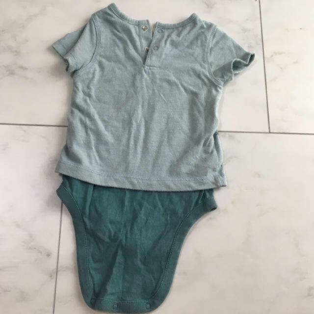 babyGAP(ベビーギャップ)のbaby GAP ロンパース　70 キッズ/ベビー/マタニティのベビー服(~85cm)(ロンパース)の商品写真