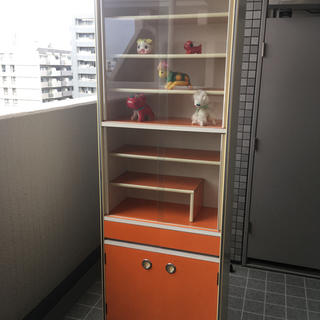引き取り限定 昭和レトロポップ 食器棚 飾り棚 オレンジの通販 by 甘党