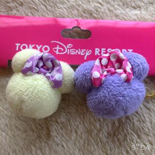 ディズニー(Disney)の推しカラーで楽しくお揃いに★ミッキーポンポンキーホルダー(キャラクターグッズ)