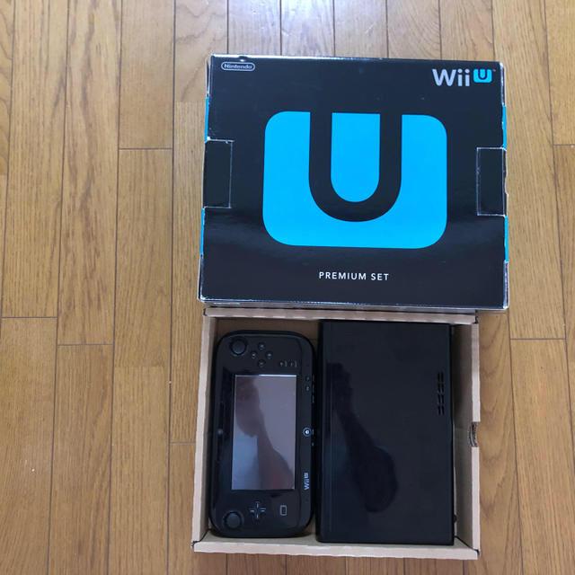 Wii U(ウィーユー)の本体アダプターとケーブルのみ エンタメ/ホビーのゲームソフト/ゲーム機本体(家庭用ゲーム機本体)の商品写真