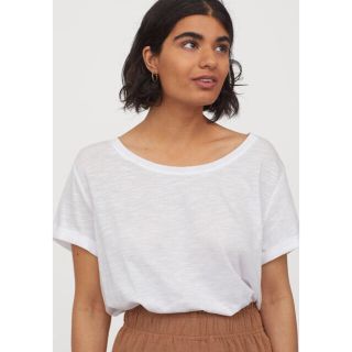 エイチアンドエム(H&M)のH&M ラウンドネックTシャツ　M  白無地Tシャツ(Tシャツ(半袖/袖なし))