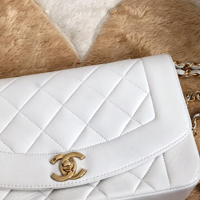 CHANEL シャネルショルダーバッグ 1