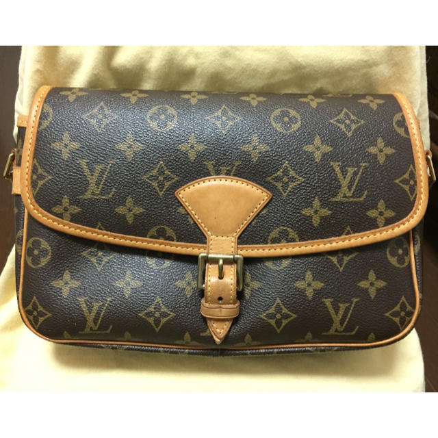 LOUIS VUITTON(ルイヴィトン)のルイ ヴィトン モノグラム ソローニュ ショルダーバッグ レディースのバッグ(ショルダーバッグ)の商品写真