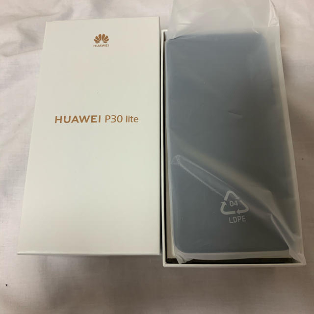 ANDROID(アンドロイド)のHUAWEI P30 lite パールホワイト 64 GB SIMフリー スマホ/家電/カメラのスマートフォン/携帯電話(スマートフォン本体)の商品写真