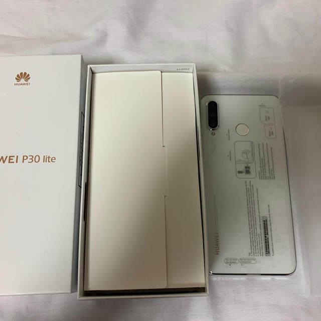 ANDROID(アンドロイド)のHUAWEI P30 lite パールホワイト 64 GB SIMフリー スマホ/家電/カメラのスマートフォン/携帯電話(スマートフォン本体)の商品写真