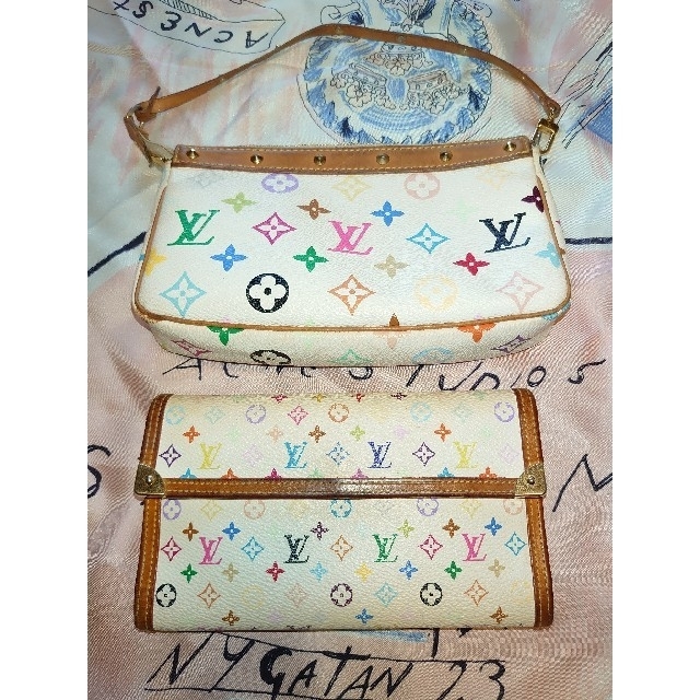 LOUIS VUITTON♡マルチカラーアクセサリーポーチ 長財布のおまけ付き