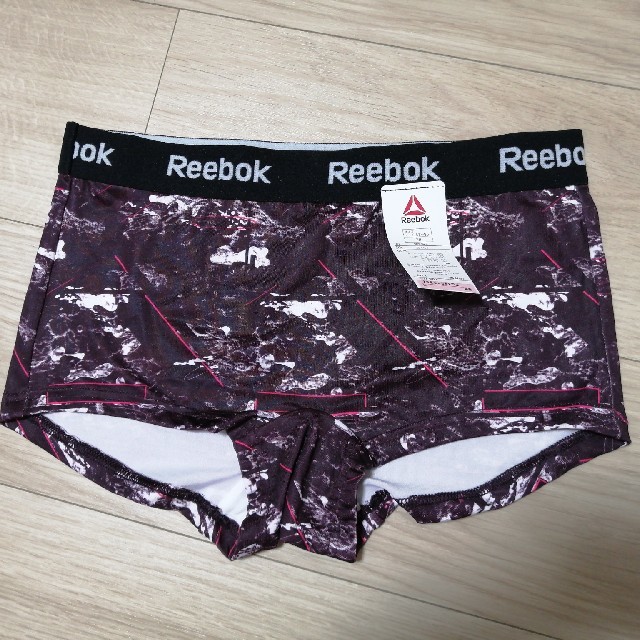 Reebok - Reebok パンツ ジムウェア新品未使用タグ付きの通販 by みよん's shop｜リーボックならラクマ