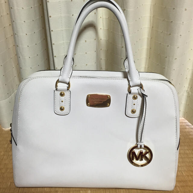 Michael Kors(マイケルコース)の正規品 マイケルコース ホワイトバッグ レディースのバッグ(トートバッグ)の商品写真