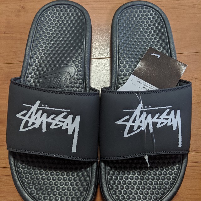 STUSSY(ステューシー)のstussy NIKE SLIDE SANDAL ベナッシ 28cm メンズの靴/シューズ(サンダル)の商品写真