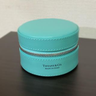 ティファニー(Tiffany & Co.)の【新品】ティファニー　ラウンドジュエリーケース(小物入れ)