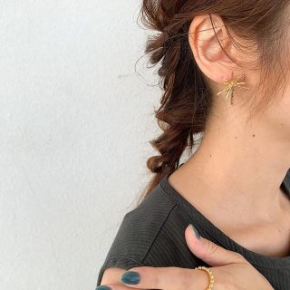 イエナ(IENA)のFireworks gold pierce No.173(ピアス)