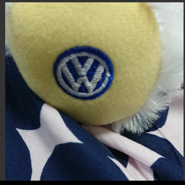 Volkswagen(フォルクスワーゲン)のフォルクスワーゲン　VW テディベア　ピンク　ぬいぐるみ　くま エンタメ/ホビーのおもちゃ/ぬいぐるみ(ぬいぐるみ)の商品写真