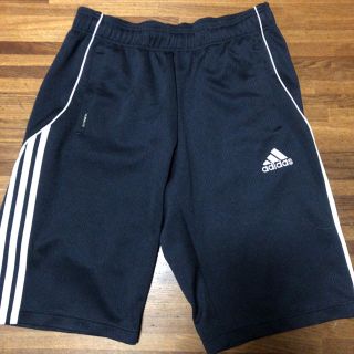 アディダス(adidas)のadidas アディダス ハーフパンツ　Lサイズ(トレーニング用品)