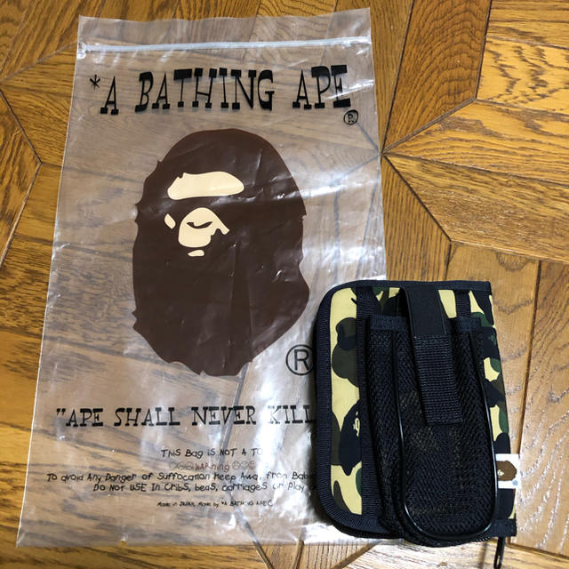 A BATHING APE(アベイシングエイプ)の☆エイプ☆財布☆新品未使用☆本物☆ レディースのファッション小物(財布)の商品写真