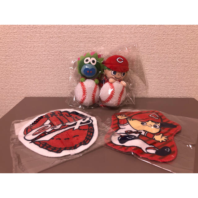 広島東洋カープ(ヒロシマトウヨウカープ)のカープグッズ ポーチ ミニタオル マスコット スポーツ/アウトドアの野球(応援グッズ)の商品写真