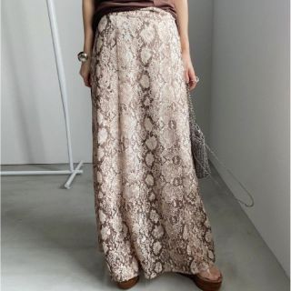 アメリヴィンテージ(Ameri VINTAGE)のAmeri Python lace skirt 新品未使用タグ付き(ロングスカート)