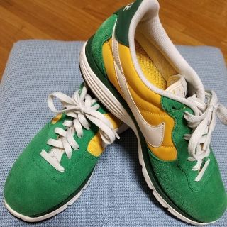 ナイキ(NIKE)の【美品】NIKE　スニーカー26cm(スニーカー)