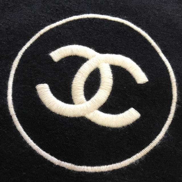 CHANEL - CHANEL♡極美品 タグ付き未使用 ココ カシミヤ ストール 黒の