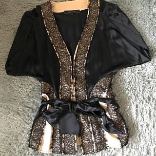 ビーシービージーマックスアズリア(BCBGMAXAZRIA)のbcbg シルク レース トップス(その他)