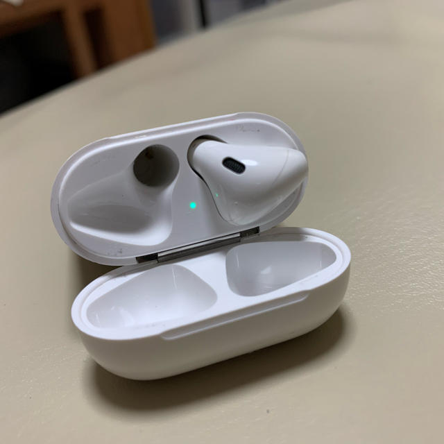 AirPods 片耳　左耳のみ