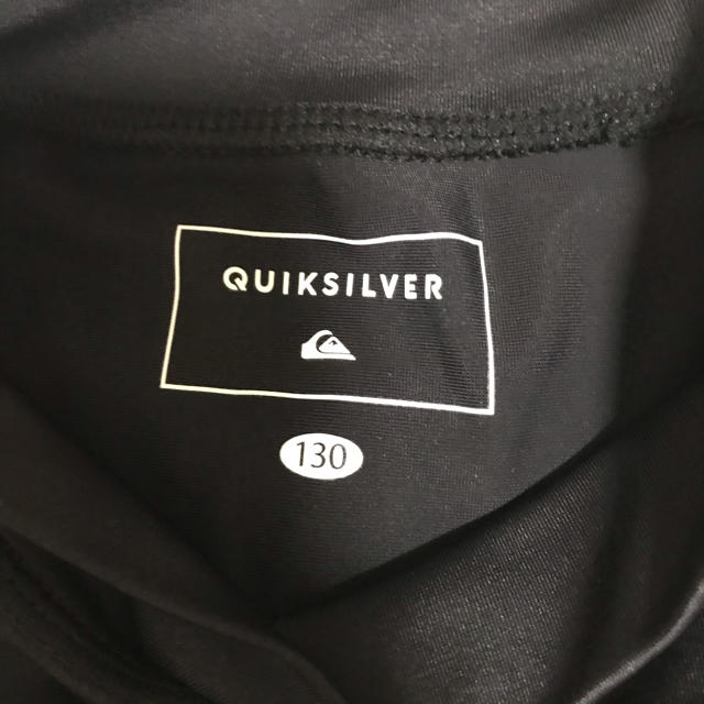 QUIKSILVER(クイックシルバー)のクイックシルバー　ラッシュガード キッズ/ベビー/マタニティのキッズ服男の子用(90cm~)(水着)の商品写真