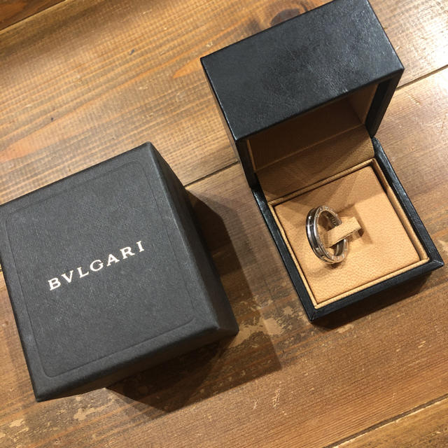 BVLGARI ブルガリ 指輪 リング　ビーゼロワン ホワイトゴールド