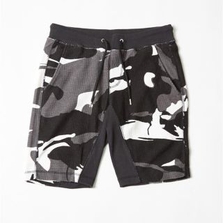 エイケイエム(AKM)のAKM RELAX SHORTS ハーフパンツ　リラックスショーツ　ショーツ(ショートパンツ)