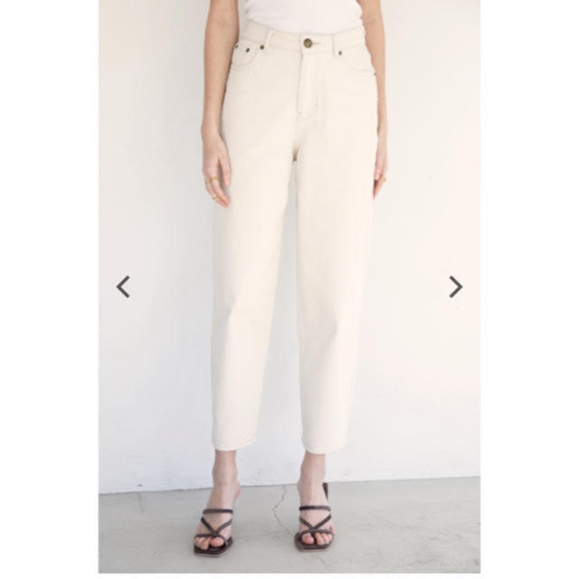 ALEXIA STAM(アリシアスタン)のArrow Pocket Slouchy Pants Ivory メンズのパンツ(デニム/ジーンズ)の商品写真