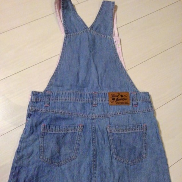 女の子　130センチ　デニムサロペット　Tシャツ キッズ/ベビー/マタニティのキッズ服女の子用(90cm~)(ワンピース)の商品写真