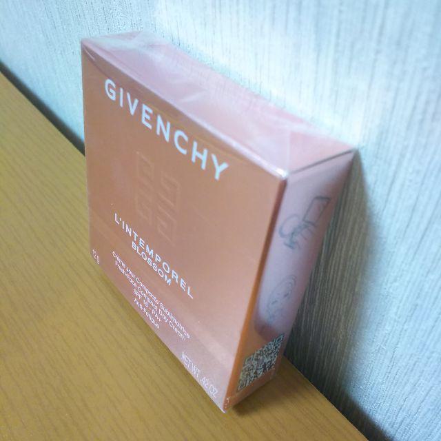 GIVENCHY(ジバンシィ)の[新品送料込]ランタンポレル ブロッサム クリームコンパクト 12g ジバンシィ コスメ/美容のベースメイク/化粧品(ファンデーション)の商品写真