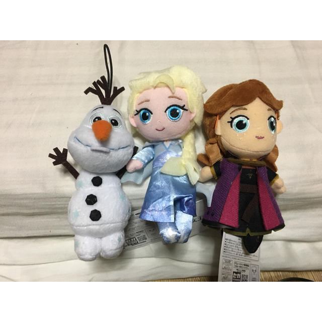 アナと雪の女王(アナトユキノジョオウ)のアナと雪の女王 マスコット ぬいぐるみ アナ エルサ オラフセット エンタメ/ホビーのおもちゃ/ぬいぐるみ(ぬいぐるみ)の商品写真