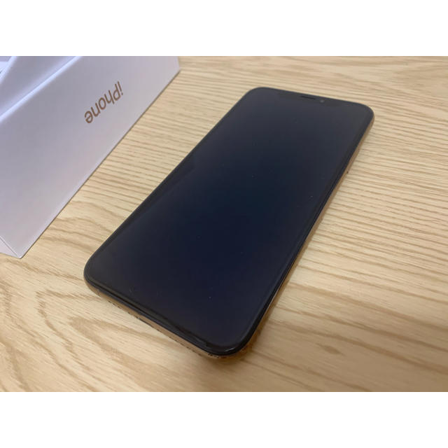 Apple(アップル)のNnn様専用超美品❤️iPhoneXS 256GB ゴールドSIMロック解除済み スマホ/家電/カメラのスマートフォン/携帯電話(携帯電話本体)の商品写真