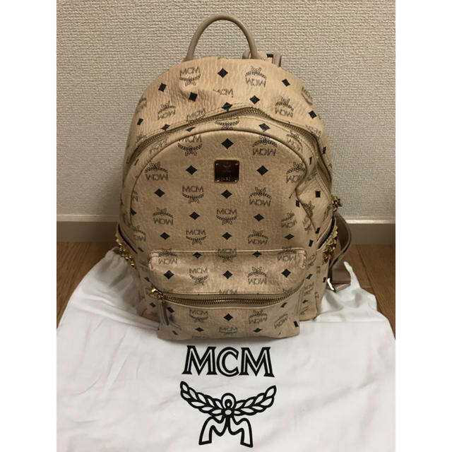 美品 MCM レザー スタッズ バックパック スモール ベージュ