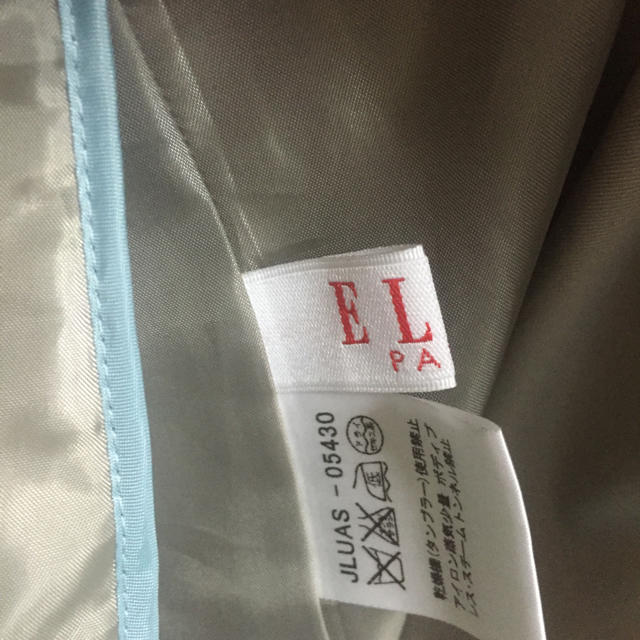 ELLE(エル)のELLE トレンチコート レディースのジャケット/アウター(トレンチコート)の商品写真