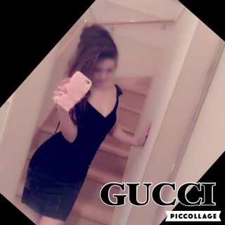 グッチ(Gucci)の❤︎GUCCI最強❤︎(ひざ丈ワンピース)