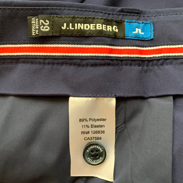 J.LINDEBERG(ジェイリンドバーグ)のトシヒデ様専用【未使用】リンドバーグ　ゴルフショートパンツ　29 レディースのパンツ(ショートパンツ)の商品写真