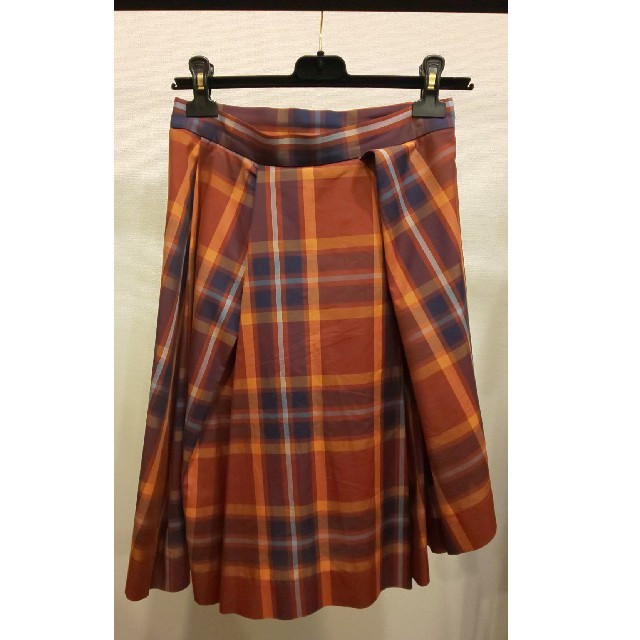 Vivienne Westwood(ヴィヴィアンウエストウッド)のVivienneWestwood チェックスカート レディースのスカート(ひざ丈スカート)の商品写真