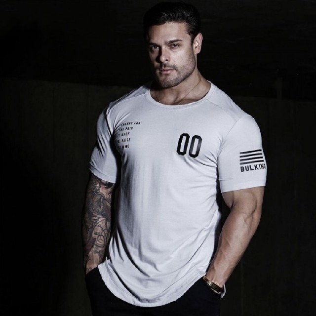 　トレーニングウェア　ラウンドネックTシャツ　ホワイト メンズのトップス(Tシャツ/カットソー(半袖/袖なし))の商品写真