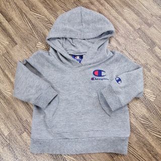 チャンピオン(Champion)のパーカー　90㎝(Tシャツ/カットソー)