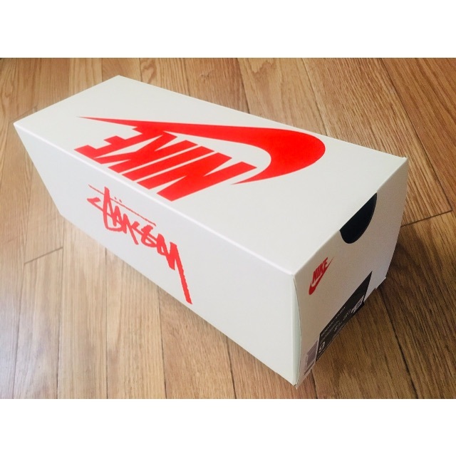 NIKE(ナイキ)のバンク様 専用 送料込み　27cm NIKE STUSSY BENASSI メンズの靴/シューズ(スニーカー)の商品写真