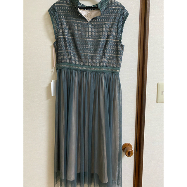 ROSE BUD(ローズバッド)のROSE BUD ワンピース　ドレス レディースのフォーマル/ドレス(ミディアムドレス)の商品写真