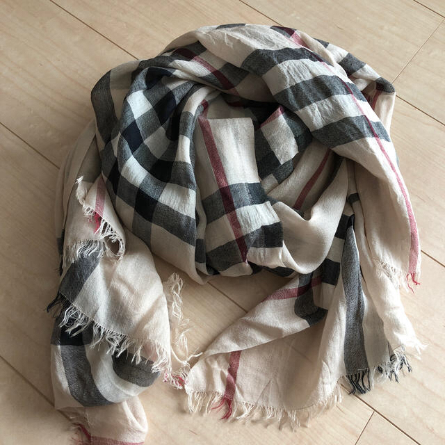 BURBERRY(バーバリー)のバーバリー☆定番ストール難あり レディースのファッション小物(マフラー/ショール)の商品写真