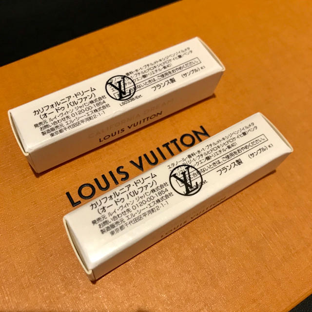 LOUIS VUITTON(ルイヴィトン)のLOUIS VUITTON（ルイヴィトン）香水 サンプル 試供品 2ml×2 コスメ/美容の香水(ユニセックス)の商品写真